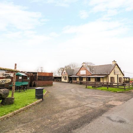 Apache Falls Lodge Limavady Eksteriør bilde