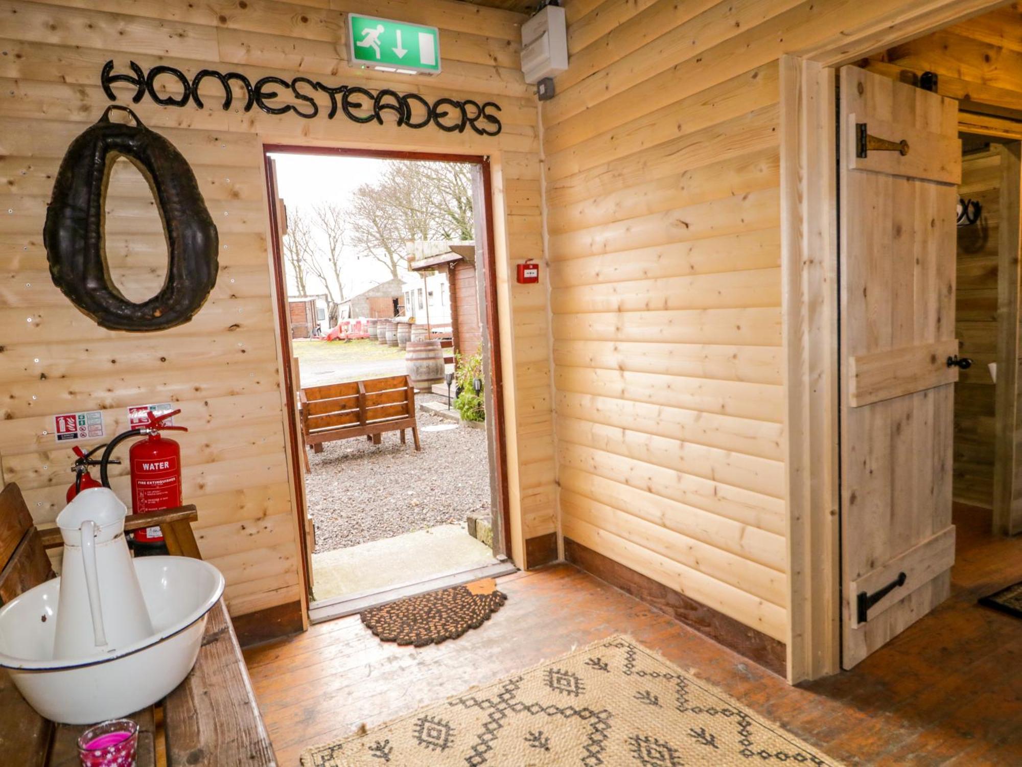 Apache Falls Lodge Limavady Eksteriør bilde
